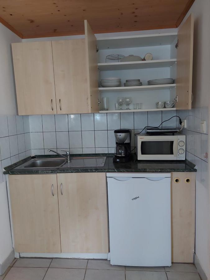 Tulipan Bungalow Camping Resort Gyenesdias Phòng bức ảnh